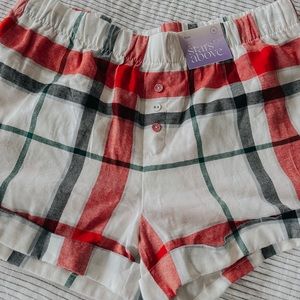 NWT Women’s Plaid Print Pajama Short - Size Medium 💌